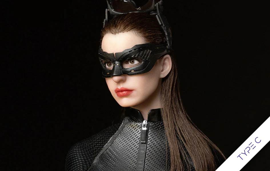 MAIN-CATWOMAN-C_SCALE_TILES_2000x Catwoman Figure