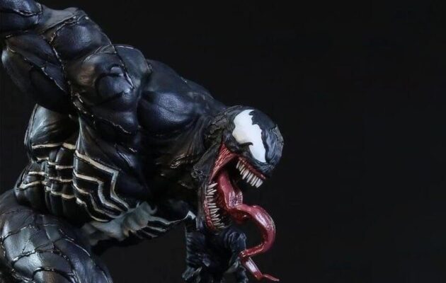 Venom Statue